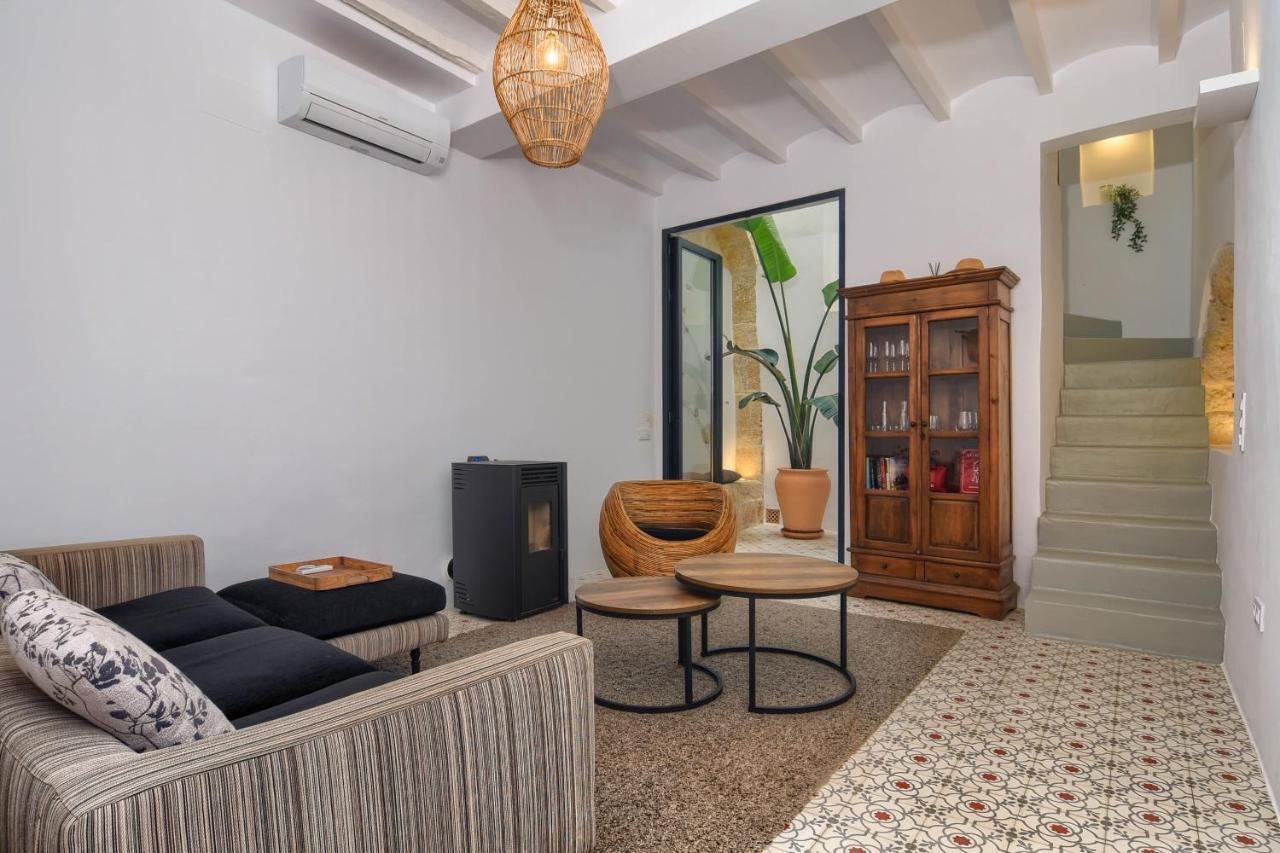 Casa En Grenyo, *